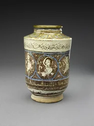 Krug mit Harpyien, frühes 13. Jahrhundert