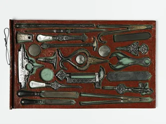 Werkzeugkasten, der die Heilige Familie darstellt, ca. 1830 (Mischtechnik)