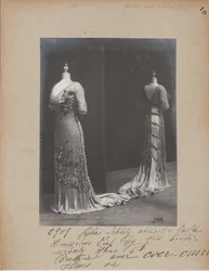 Albumseite: House of Worth, Ballkleid