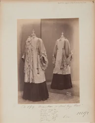 Albumseite: House of Worth, Mantel