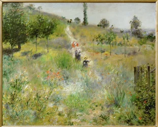 Chemin montant dans les hautes herbes