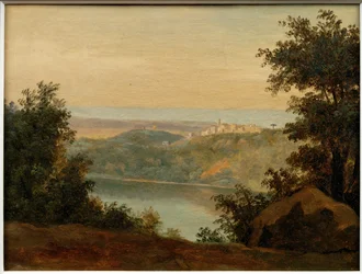Der See von Nemi; in der Ferne die Stadt Genzano