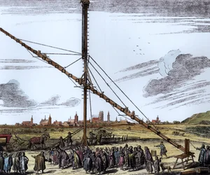 Das große astronomische Teleskop von Johannes Hevelius, Illustration aus Machina Coelestis von Hevelius, Danzig, veröffentlicht 1670 (spätere Kolorierung)