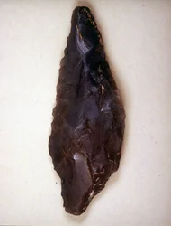Pfeilspitzen aus Feuerstein. Varese. Archäologisches Museum von Mailand