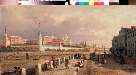 Ansicht des Kremls von der Sophia-Uferpromenade in Moskau