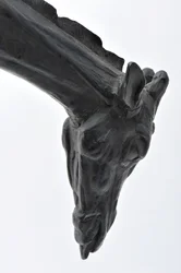 Große Giraffe mit gesenktem Kopf, modelliert 1909-10, gegossen vor 1913