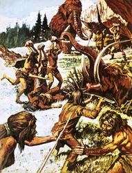 Prähistorische Menschen greifen Mammuts an