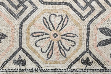 Geometrisches Muster aus der Via San Rocchino Domus, 2. Jahrhundert n. Chr.