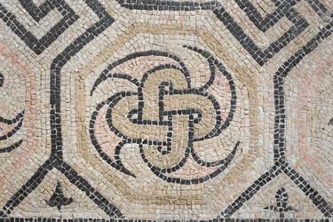 Geometrisches Muster aus der Via San Rocchino Domus, 2. Jahrhundert n. Chr.