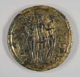 Spiegel mit Darstellung der drei Grazien, 2. Jahrhundert (Silber, vergoldete Bronze)