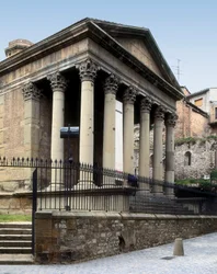 Römischer Tempel in Barcelona, Spanien, frühes 2. Jahrhundert n. Chr. (Foto)