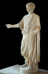 Kunst Rom Kind in der Toga und mit der Bulla gekleidet, der Kopf ist der des Kindes Nero