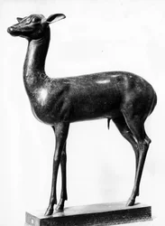 Figur eines Hirsches