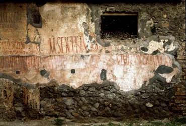 Römische Kunst: Wahlinschrift an den Wänden (Graffiti) an der Via dell