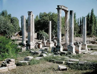Ansicht der Propyläen oder monumentalen Toranlage