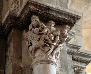 St. Eustachius auf der Jagd (geschnitztes Kapitell)