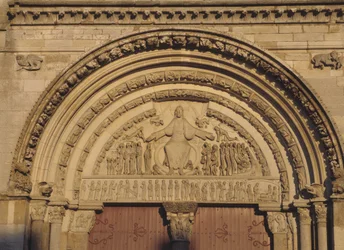 Tympanon der Kathedrale von Vézelay (Yonne 89)