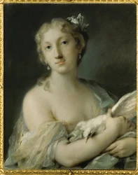 Frau mit Taube