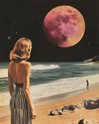 Roter Mond Strandtraum
