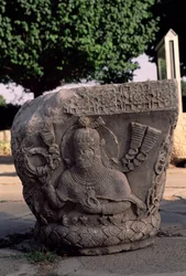 Kapital, das Khosrow II. als siegreichen Krieger zeigt, ca. 620