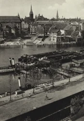 Berlin: Blick über die Spree zur Klosterstraße