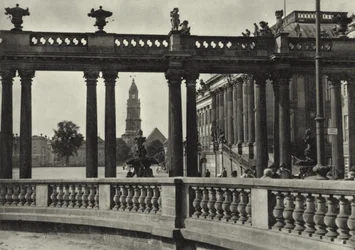 Potsdam, Stadtschloss, Kolonnaden an der Havel