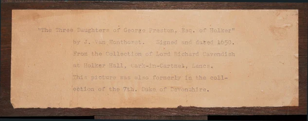 Detail der Inschrift, von einem Porträt der drei Kinder von George Preston von Holker (Detail)