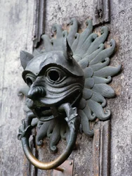 Durham Cathedral Sanctuary Knocker, Kopie des bronzenen Originals aus dem 12. Jahrhundert (Foto)