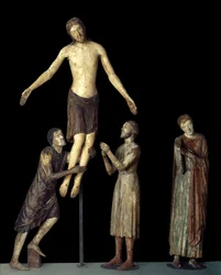 Kreuzabnahme. St. Johannes, St. Joseph von Arimathäa, St. Nikodemus um Jesus Christus tot. Holzschnitzerei. Italienische anonyme Schule des Mittelalters. Paris, Louvre Museum