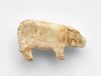 Anhänger in Form eines Wasserbüffels, ca. 1100-1000 v. Chr.
