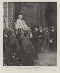 Die Statue von Professor Thomas Henry Huxley in der Großen Halle des Naturhistorischen Museums, South Kensington, London