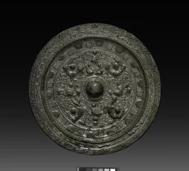 Spiegel mit Xiwangmu, ca. 317-400 (Bronze)