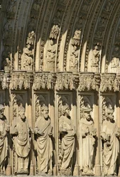 Detail vom Portal der Vergebung (Puerta del Perdon), zentrales Portal der Westfassade der Kathedrale von Toledo, begonnen 1418