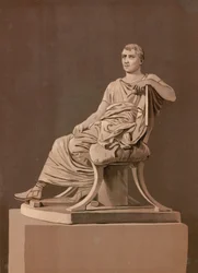 Statue von Menander