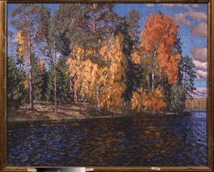 Blaues Wasser. Goldener Herbst