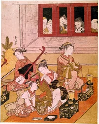 Kurtisanen spielen Musik, ausgesetzt den Blicken von Voyeuren. Japanischer Druck von Haronobu Suzuki (ca. 1769)