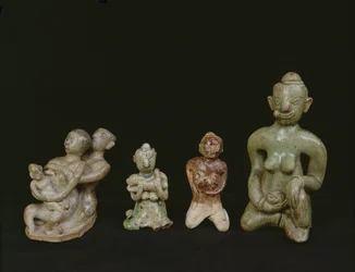 Figuren einer Mutter und eines Kindes (Terrakotta)