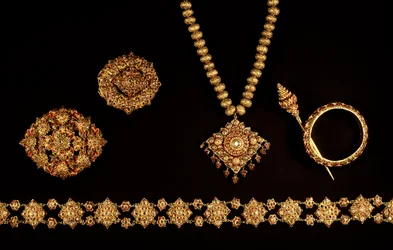 Schmuck aus der Ayutthaya-Zeit (1350-1767), 17. bis 18. Jahrhundert