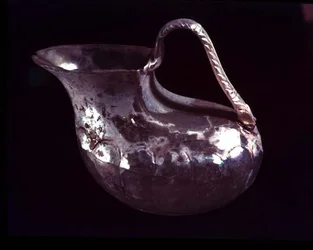 Trinkbecher, 8.-9. Jahrhundert v. Chr.