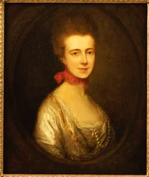 Porträt von Miss Boone, in einem weißen Kleid mit goldener Stickerei und Perlenkette, ein rotes Band um den Hals