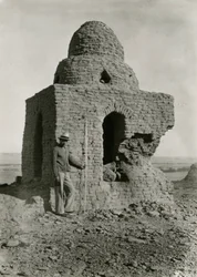 Großes Grab, Nekropolis, Qasr Ibrim, Ägypten, Foto von Ugo Monneret de Villard