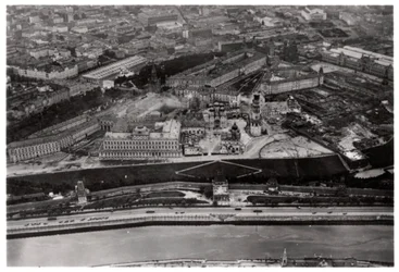 Luftaufnahme des Kremls, Moskau, UdSSR, von einem Zeppelin, 1930-1933