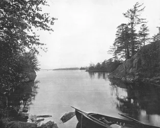 Unter den Tausend Inseln des St. Lawrence River, Kanada, um 1900