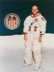 Apollo 16 Astronaut Thomas Mattingly im Raumanzug, 1971