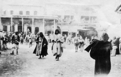 Belebter Platz in Mosul, Mesopotamien, 1918