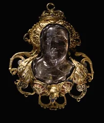 Kamee mit Büste von Diane de Poitiers 1499-1566, 16. Jahrhundert