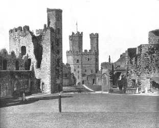 Carnarvon Castle, Nordwales, 1894