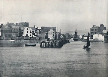 Castletown - Vom Pier aus, mit Blick auf die Burg Rushen, 1895