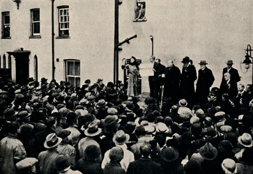 Bekanntgabe der Wahl in Epping, 1924, 1945