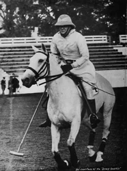 Trotz schwerer Verantwortung konnte das Lieblingsspiel Polo nicht vernachlässigt werden